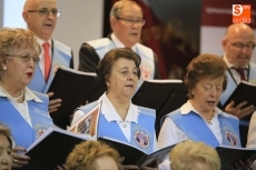 Foto 5 - Alumnos de la Universidad de la Experiencia organizan un festival navideño