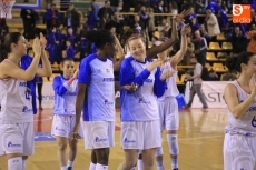 Foto 6 - Perfumerías Avenida sufre para lograr su segunda victoria en la Euroliga (76-68)