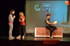 Foto 3 - Jóvenes mirobrigenses se acercan a través del teatro a la figura de Santa Teresa