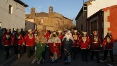 Foto 8 - Los Reyes Magos llegan a Villoruela acompa&ntilde;ados por la ilusi&oacute;n de los ni&ntilde;os