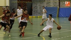 Foto 2 - Aquimisa C. D Carbajosa vence sin dificultades a la Universidad de Salamanca