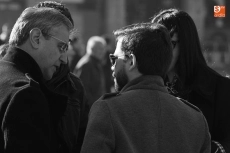 Foto 3 - Minuto de silencio en repulsa hacia la violencia machista en la Plaza Mayor