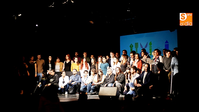 Los ganadores posaron al final de la gala / Foto de Alejandro López