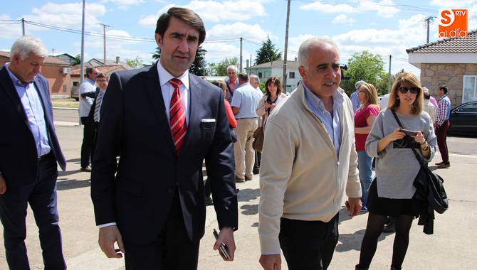 Suárez-Quiñones durante su reciente encuentro con alcaldes de la comarca de Vitigudino / CORRAL