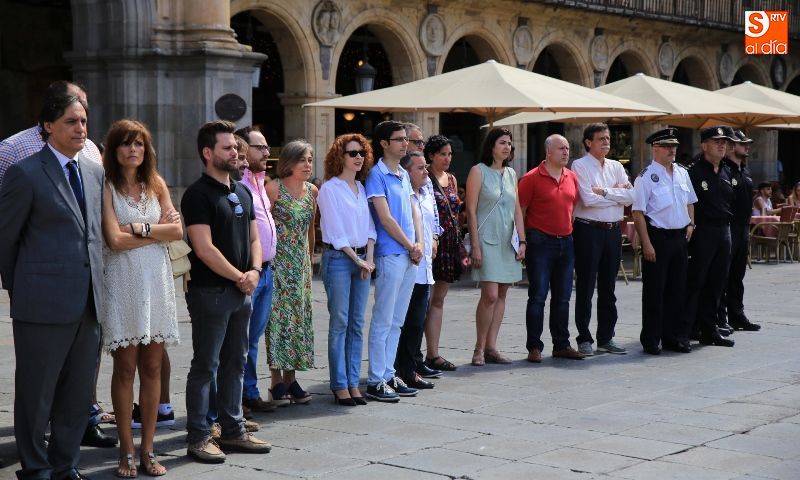 Foto 5 - Salamanca reitera su apoyo a las víctimas del terrorismo