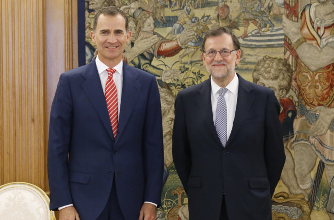 Felipe VI y Mariano Rajoy, durante su encuentro en La Zarzuela