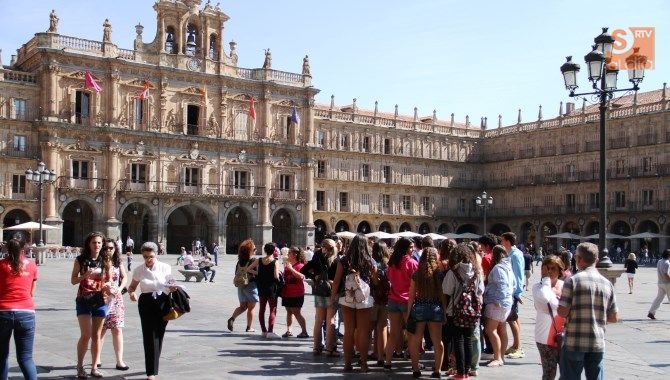 Salamanca es una de las ciudades interiores que más turistas registra
