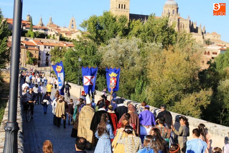 Foto 5 - Los desfiles y bailes por Salamanca anuncian las Vísperas Nupciales en Aldeatejada  