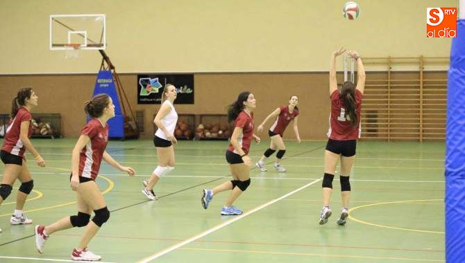 Un momento de un partido de la pasada temporada entre la Usal y el UD Sur