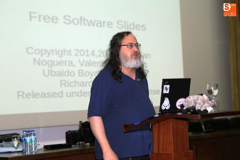 Foto 3 - Richard Stallman apuesta por el software libre para estar menos “observado y vigilado”  
