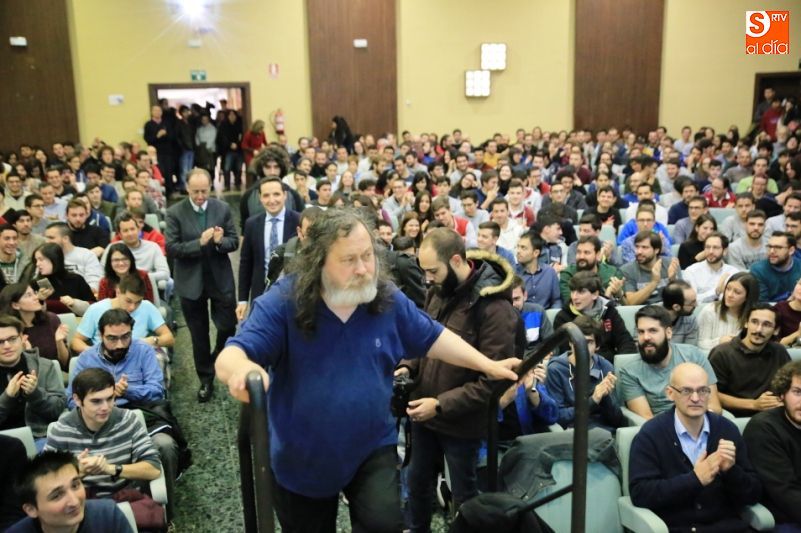 Foto 2 - Richard Stallman apuesta por el software libre para estar menos “observado y vigilado”  
