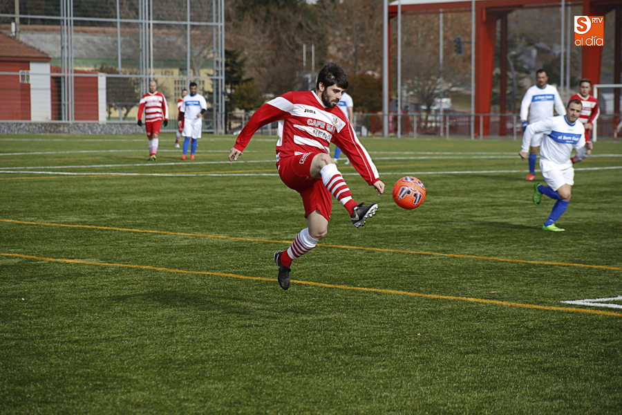 Mesón El Buen Gusto – Castellanos de Villiquera, del Salmantino Vegapiel (Foto de Álex López)