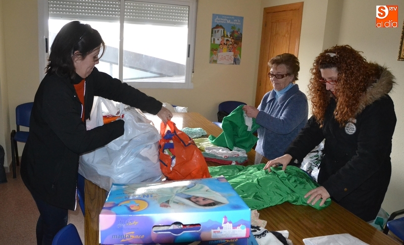 La Parroquia de El Salvador crea un ropero infantil gratuito  