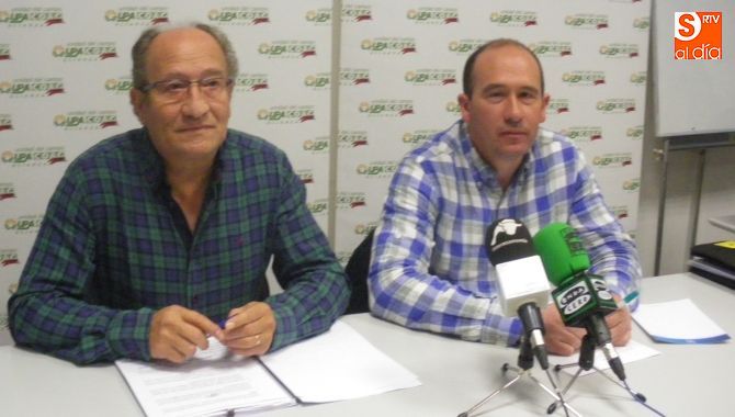 Guillermo González, de UPA, y Jesús María Sanz, de COAG