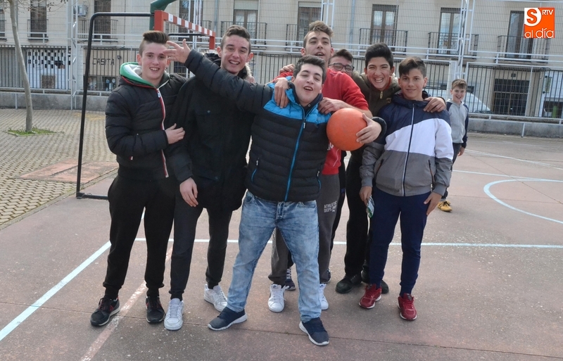 Eh, sácanos una foto: Frío recreo  