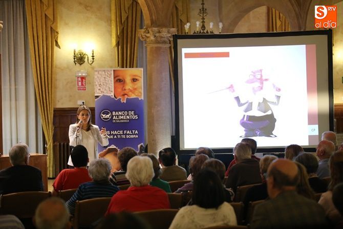 Un momento de la charla impartida en el Casino de Salamanca
