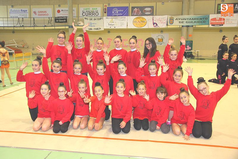 La gimnasia rítmica vive en Guijuelo la primera jornada de los Juegos Escolares