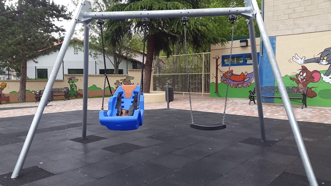 Parque infantil de La Alamedilla