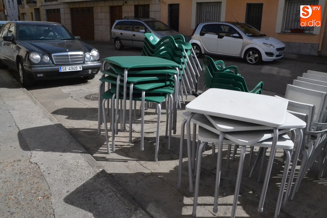 Terraza contra la que golpeó el vehículo