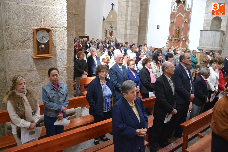 Foto 5 - Día especial en Gallegos con doble procesión para inaugurar su restaurado retablo  