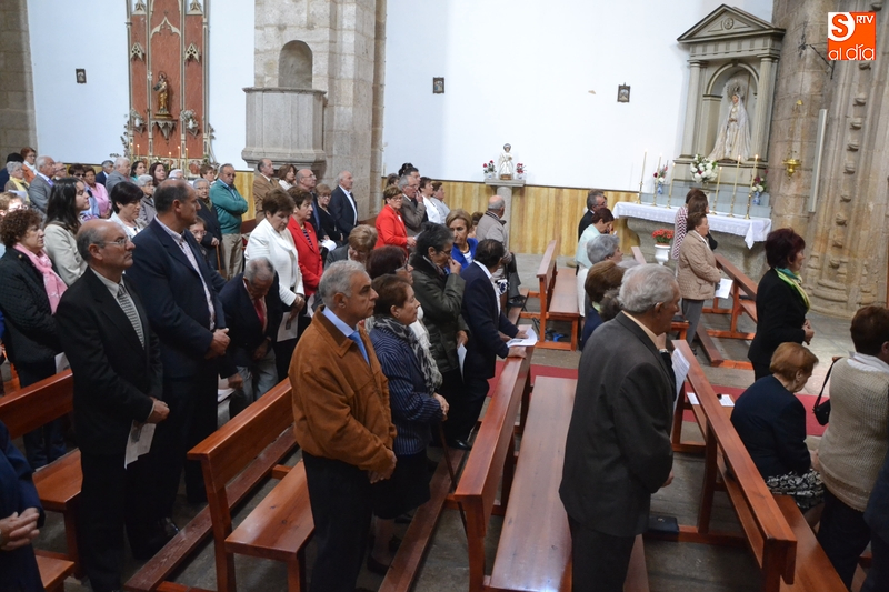 Foto 4 - Día especial en Gallegos con doble procesión para inaugurar su restaurado retablo  