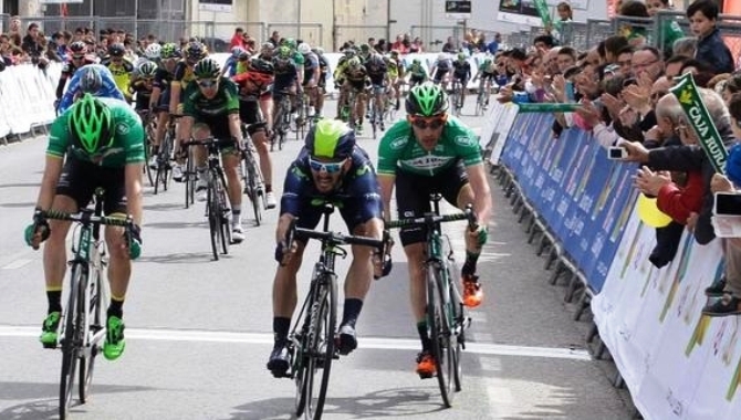 Momento de una llegada en la Vuelta a Castilla y León