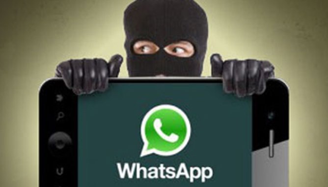Los piratas aprovechan el éxito de Whatsapp para divulgar sus engaños