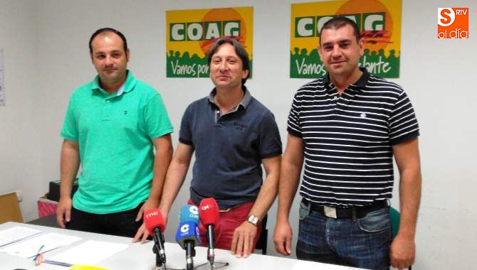 Un momento de la rueda de prensa en la sede de COAG Salamanca