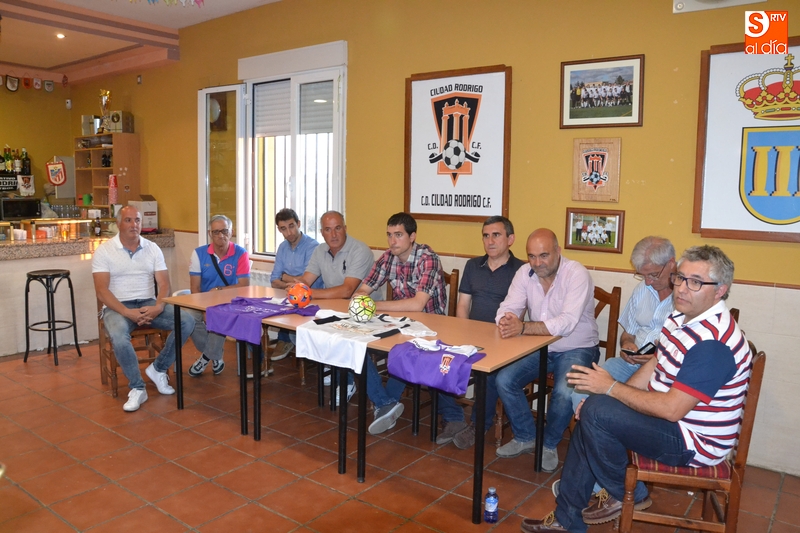 Un debutante como 1º entrenador con experiencia en China y Qatar dirigirá al Senior del Ciudad...