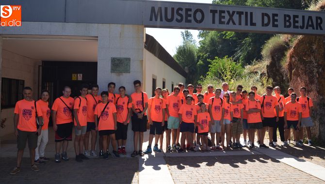 El club de baloncesto Sonco en el Museo Textil de Béjar