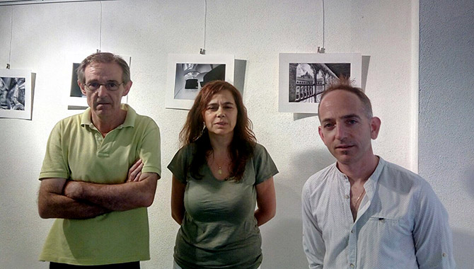 Juan Manuel Tabares y Pedro Bueno inauguraban este fin de semana sus exposiciones en Macotera junto a la concejal Teresa Losada