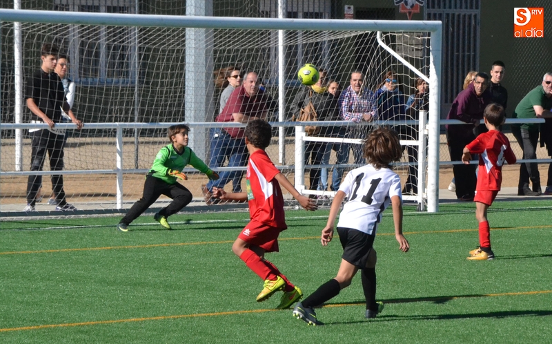 Primer gol del Benjamín del Ciudad Rodrigo, obra de Álex