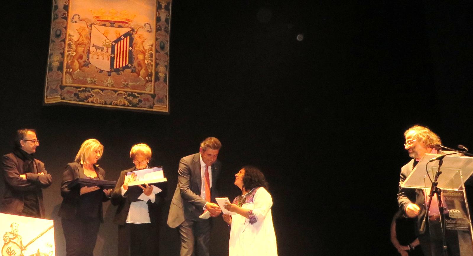 Foto 4 - La boliviana Paura Rodríguez Leytón recibe el Accésit del IV Premio Internacional de Poesía...