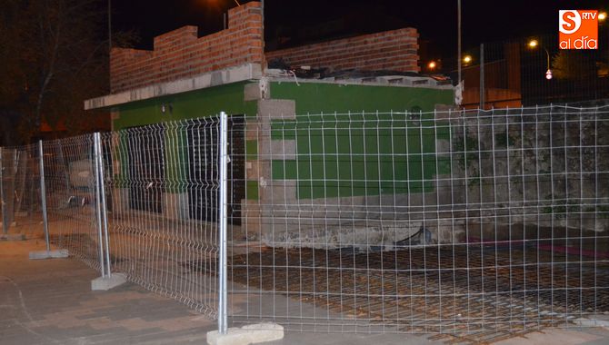 Obras de construcción de los nuevos aseos en La Merendera