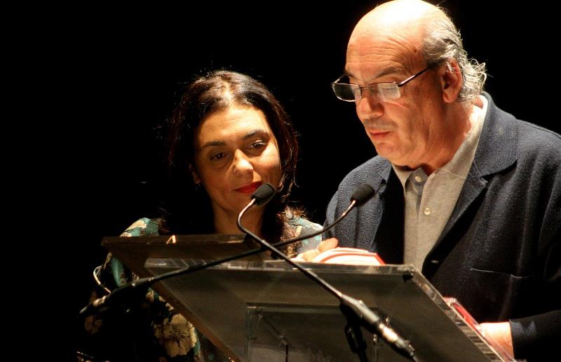 Foto 2 - Muñoz Quirós recibió en Salamanca el II Premio Internacional de Poesía ‘Francisco de...
