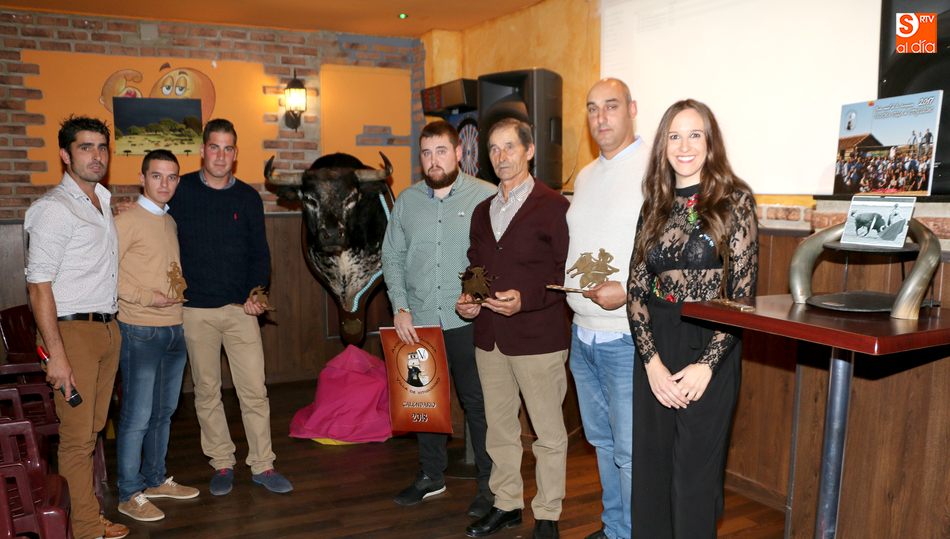 Varios de los galardonados en los festejos taurinos celebrados en Vitigudino / CORRAL