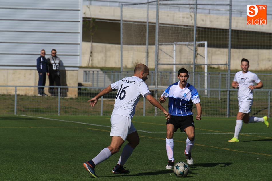 Bar Capuchinos Construcciones Ayuso – Pericos Isla Delizzius, del Salmantino Vegapiel