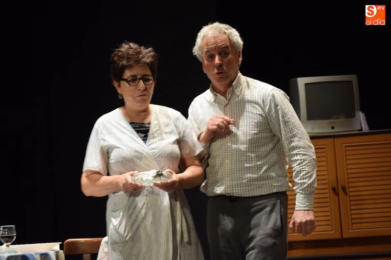 Foto 5 - El grupo Al Alba Teatro representa la obra &lsquo;Prefiero los viaje del Imserso&rsquo;