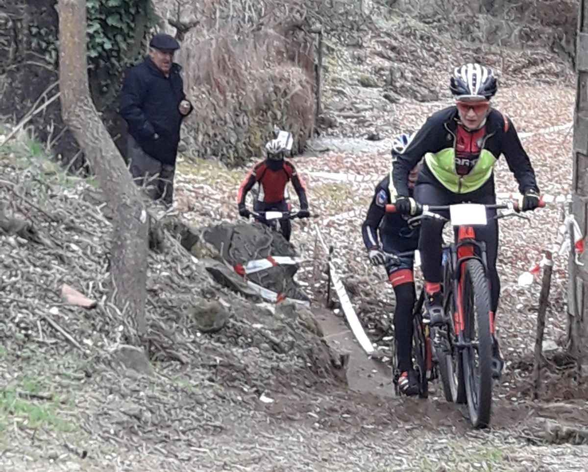 Foto 4 - Miguel Barrientos repite victoria en la KDD del Pavo del Club BTT de Saelices  