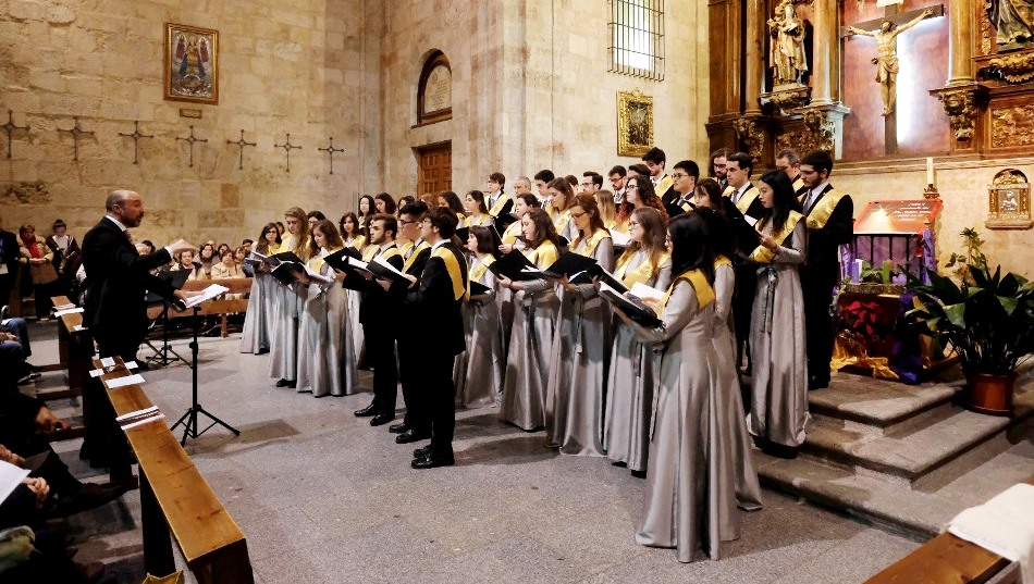 Concierto Coro Tomás Luis de Victoria en la iglesia del Carmen