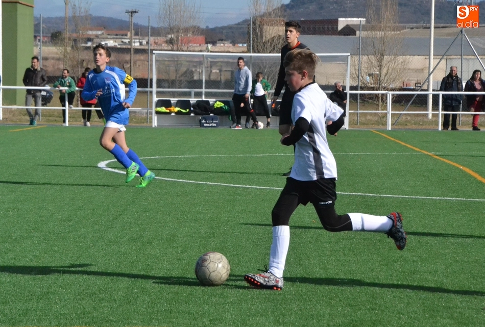 Foto 10 - [M 16|17 DIC]&nbsp;El Infantil y el Cadete del Ciudad Rodrigo consiguen sus ansiadas primeras victorias ...