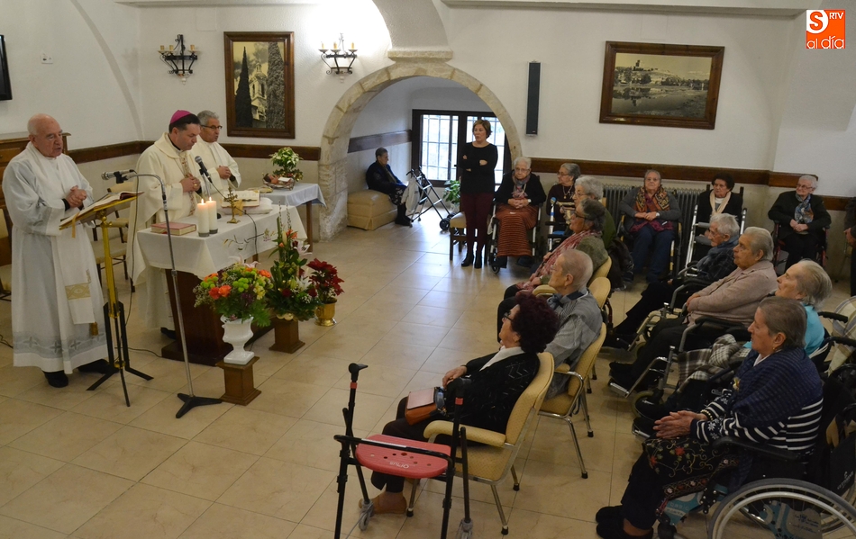 El Obispo preside la última misa del año del Hospital de la Pasión  
