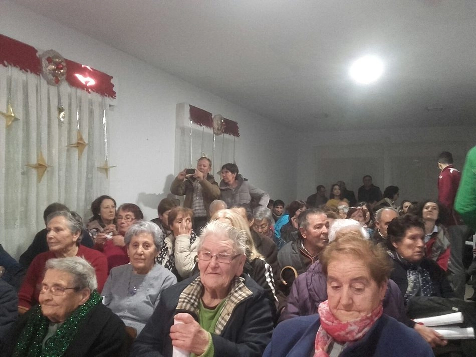 Foto 7 - Los Reyes Magos visitan a mayores y peque&ntilde;os en La Zarza de Pumareda  