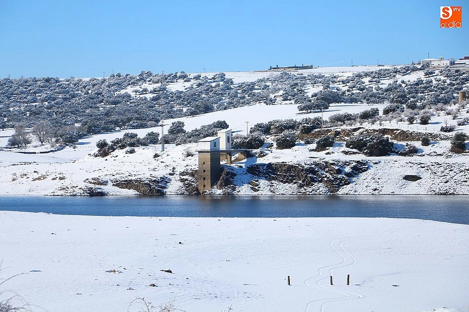 Foto 4 - Guijuelo trabaja en recuperar la normalidad en espera de otra posible nevada