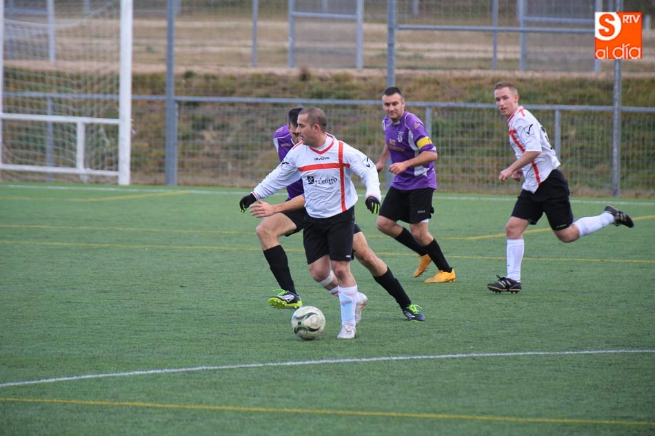 Foto 10 - Resultados de los partidos del fin de semana en el Salmantino Vegapiel
