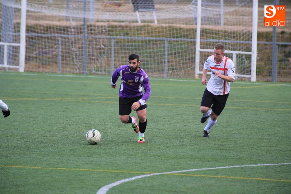 Foto 7 - Resultados de los partidos del fin de semana en el Salmantino Vegapiel