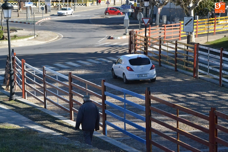 Foto 3 - Instalado el puente de Aris  