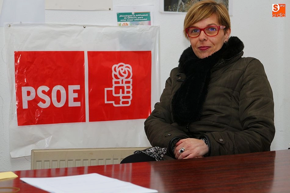 Foto 2 - Teresa D&iacute;az se convierte en la nueva secretaria general del PSOE en Guijuelo