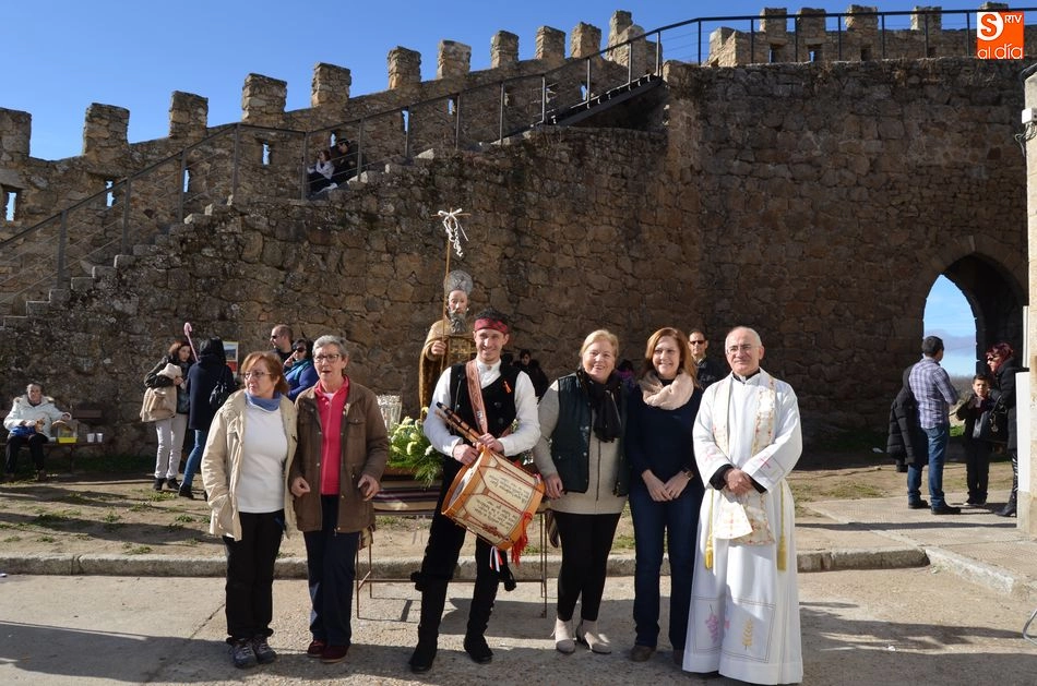 Foto 7 - Los ni&ntilde;os y sus mascotas participan de la Bendici&oacute;n de los Animales en el D&iacute;a de San Ant&oacute;n  