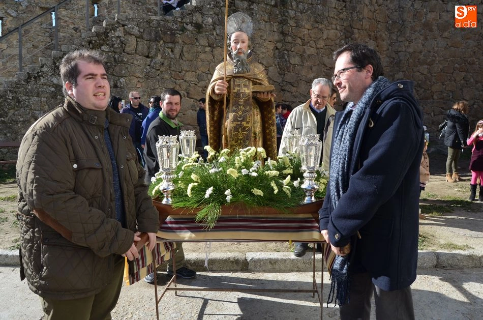 Foto 5 - Los ni&ntilde;os y sus mascotas participan de la Bendici&oacute;n de los Animales en el D&iacute;a de San Ant&oacute;n  